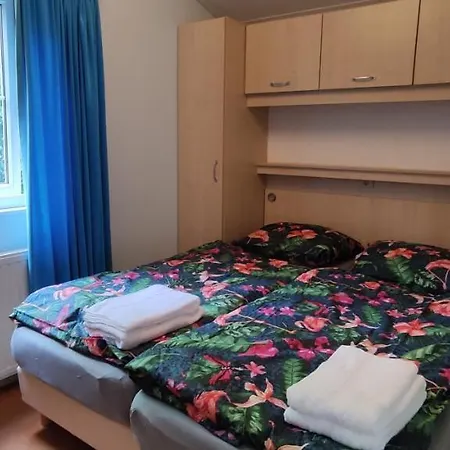 Boshuisje Wageningen